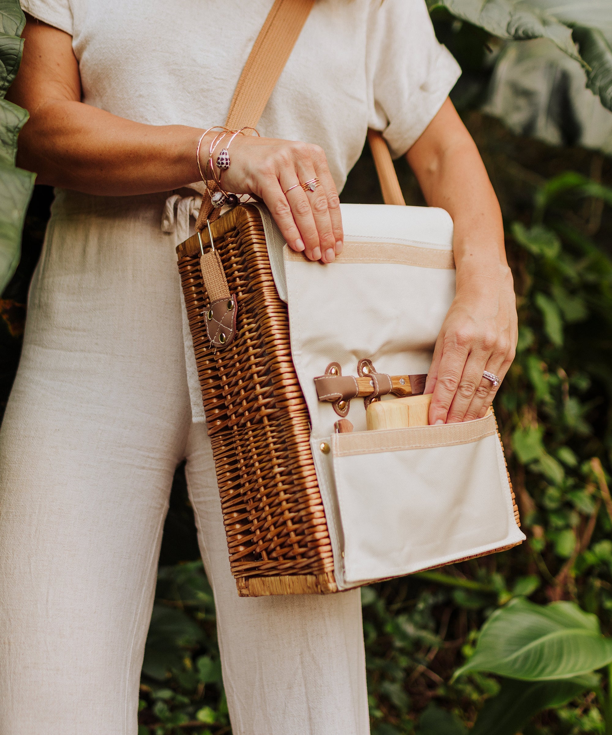 Corsica Wine & Cheese Picnic Basket