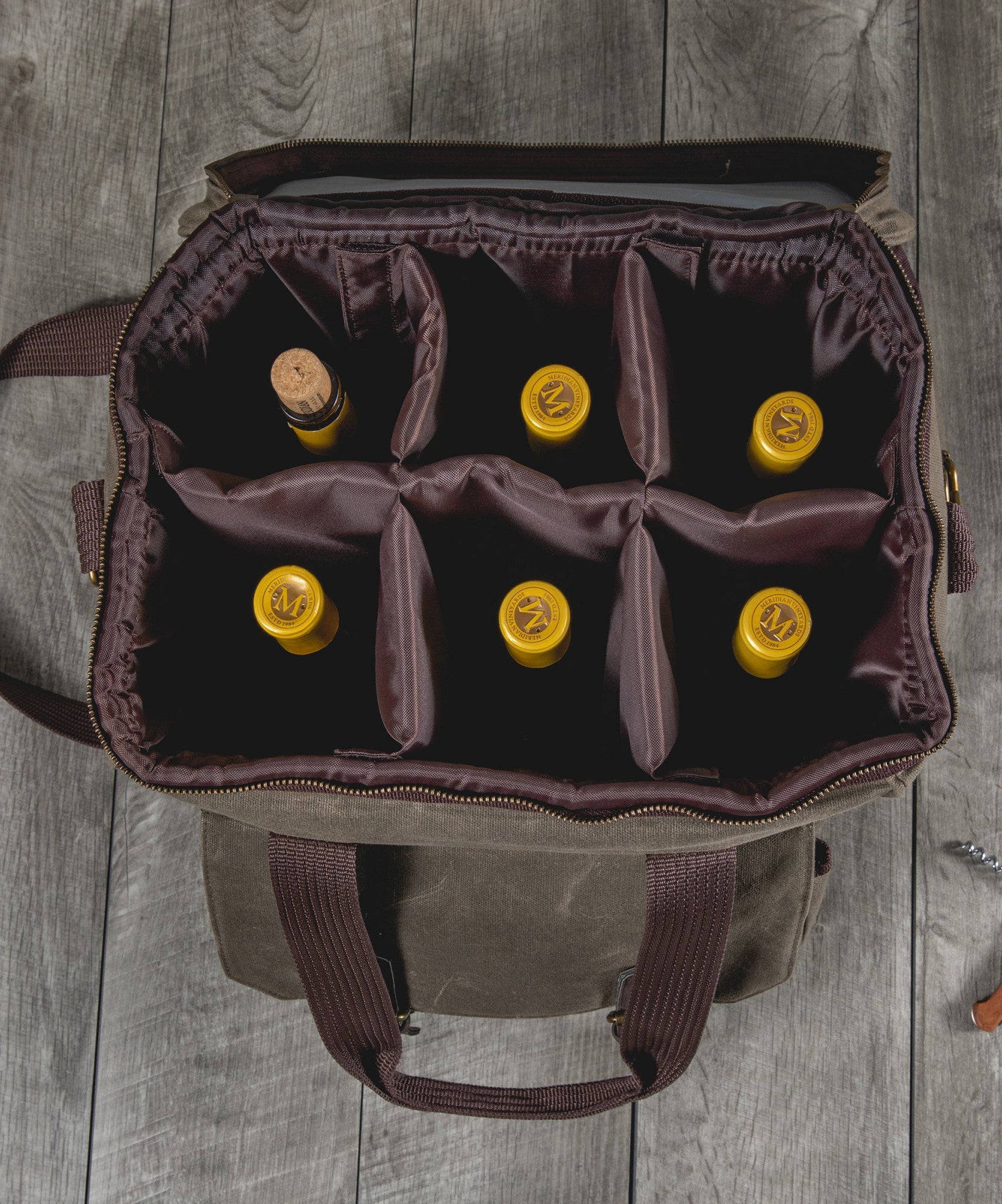 Weekender 6 Bottle Insulated Wine Bag