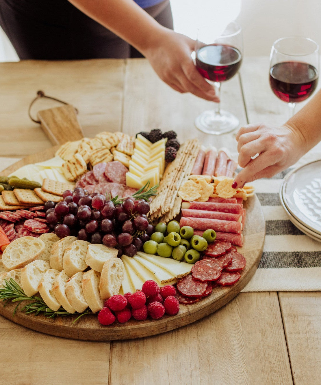 Ravi Round Charcuterie Board