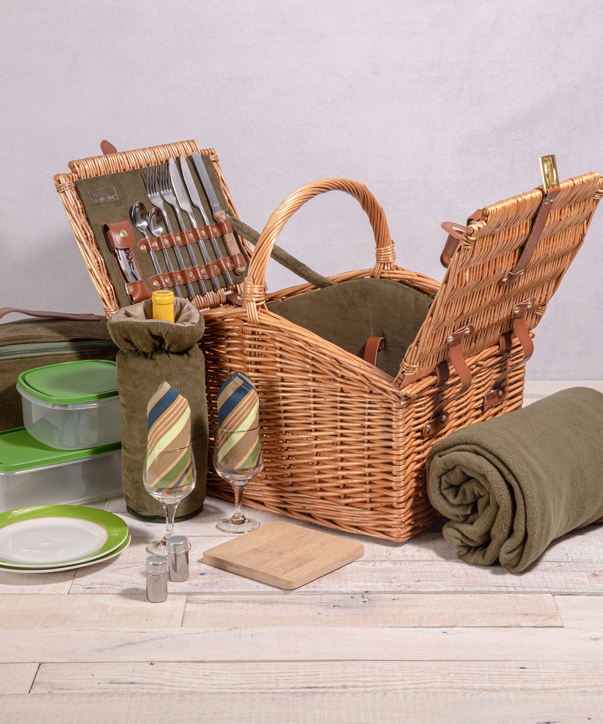 Somerset Picnic Basket