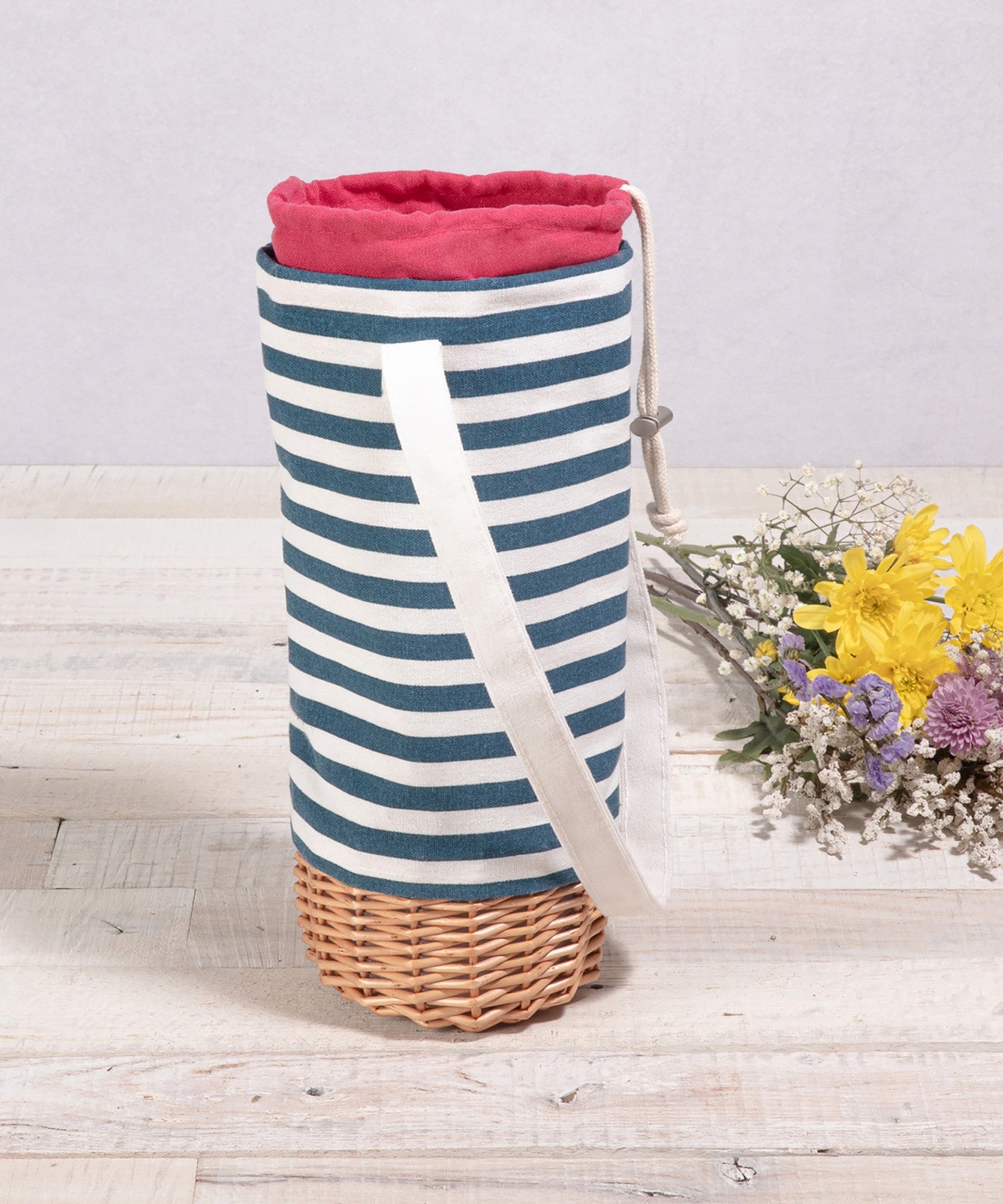 Malbec Insulated Canvas and Willow Wine Bottle Basket