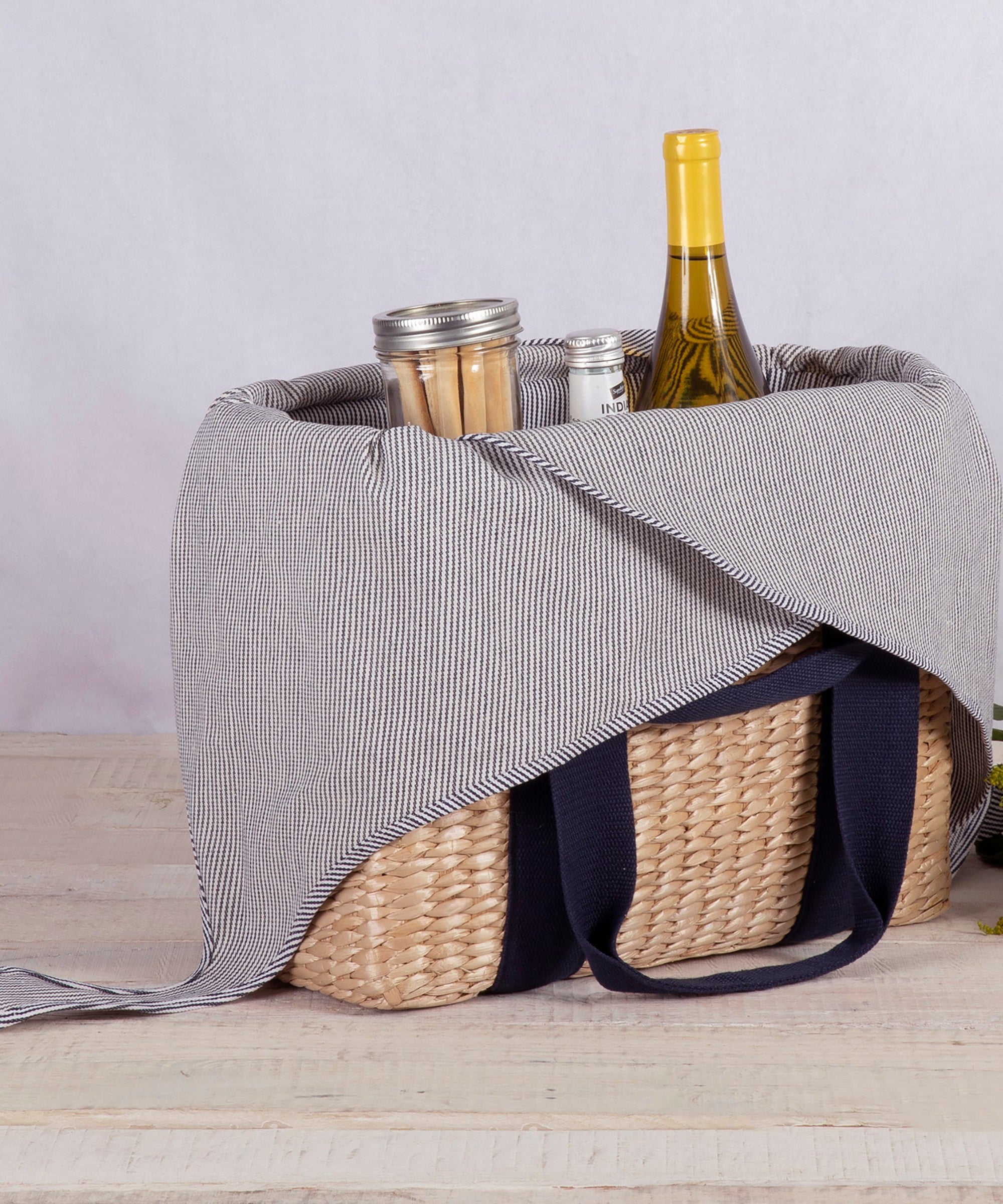 Parisian Picnic Basket