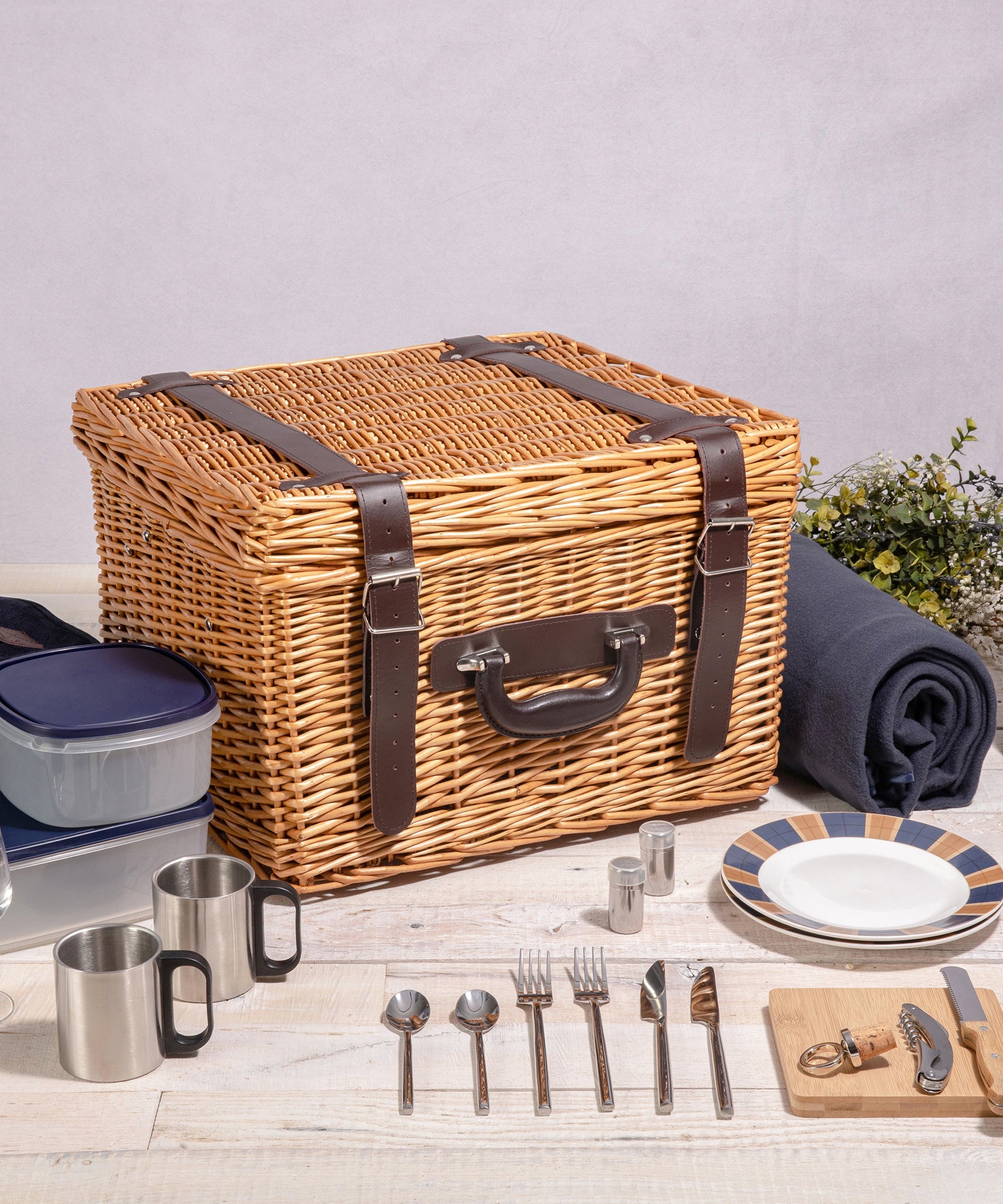 Canterbury Picnic Basket