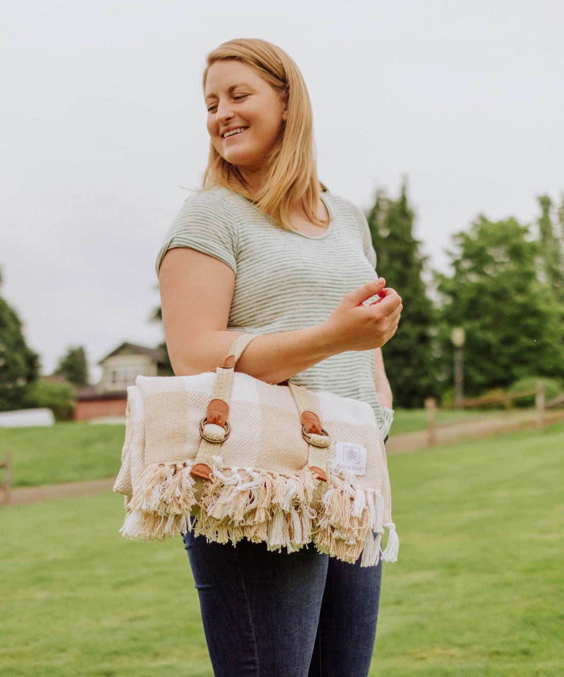 Montecito Picnic Blanket with Harness